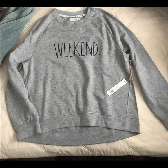 ****SOLD*****Rae Dunn Weekend sweatshirt Size M - Picture 2 of 3